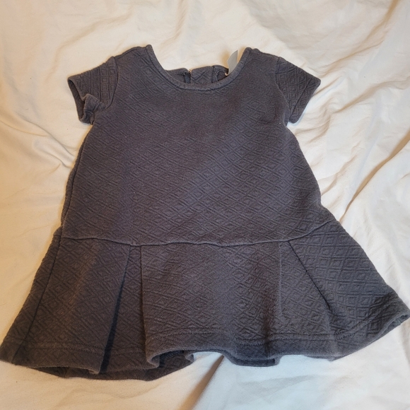 4/$10 Oshkosh B'gosh Dark Gray Textured Dress Size 2T - Picture 1 of 3